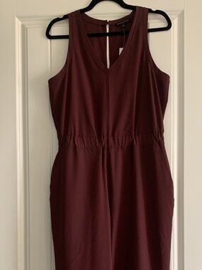 NWT - Banana Republic Burgandy sleeveless cropped wide leg Jumpsuit - Medium